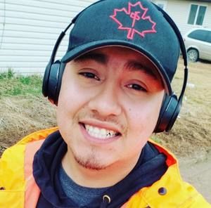 Meet your Posher, Adrian